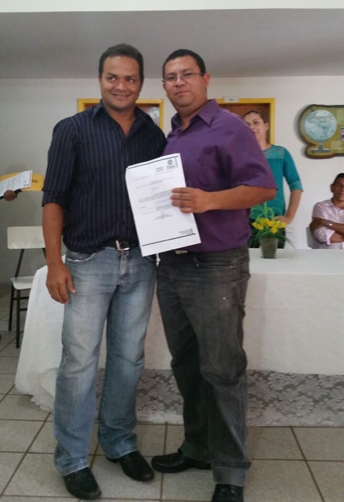 Professor Junior, diretor da Escola Agrotécnica, com o vereador Pedro Gomes