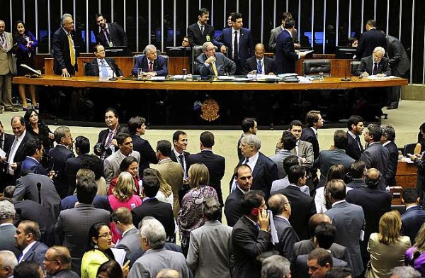 Câmara Federal por ocasião da votação em 1ª instância da PEC da terccerização